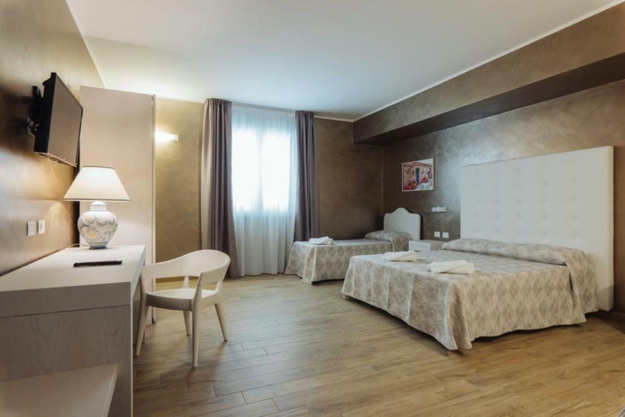 Hotel Le Vele di Balestrate Extérieur photo