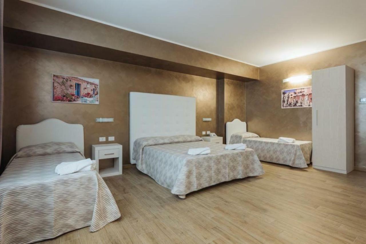 Hotel Le Vele di Balestrate Extérieur photo